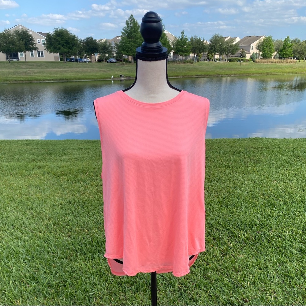 Neon Pink Split Back Detail Workout Tank XXL